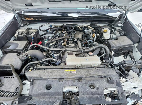 3TYJDAHN5ST021946 2025 TOYOTA TACOMA White Vista interior trasera