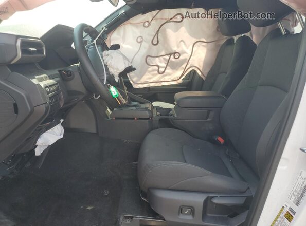 3TYJDAHN6RT006043 2024 TOYOTA TACOMA White წინა სალონის ხედი
