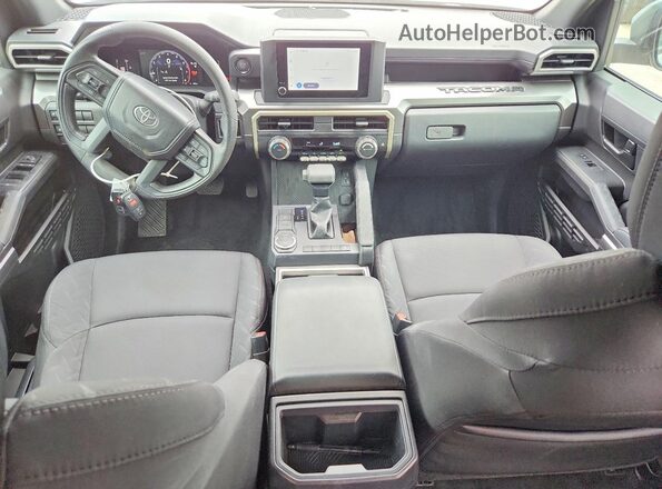 3TYKB5FN4ST023529 2025 TOYOTA TACOMA Silver Widok deski rozdzielczej