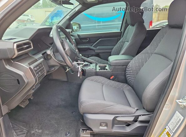 3TYKB5FN4ST023529 2025 TOYOTA TACOMA Silver Widok wnętrza z przodu