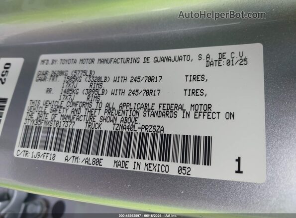 3TYKB5FNXST017377 2025 TOYOTA TACOMA Silver ძრავის განყოფილების ხედი