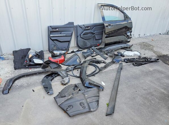3TYKB5FNXTT032687 2026 TOYOTA TACOMA Black 