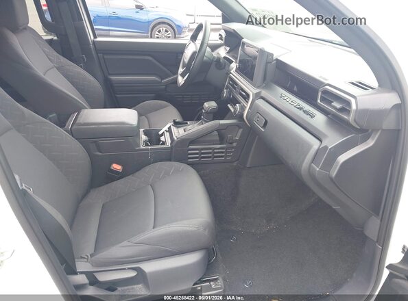 3TYKD5HN1RT009735 2024 TOYOTA TACOMA White Սալոնի դիմացի տեսք