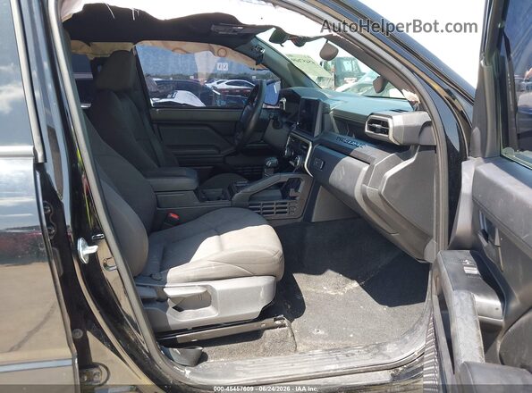 3TYKD5HN9RT014357 2024 TOYOTA TACOMA Black Front interior view
