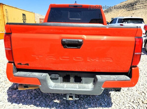 3TYLB5JN1RT016527 2024 TOYOTA TACOMA Оранжевый Вид сзади