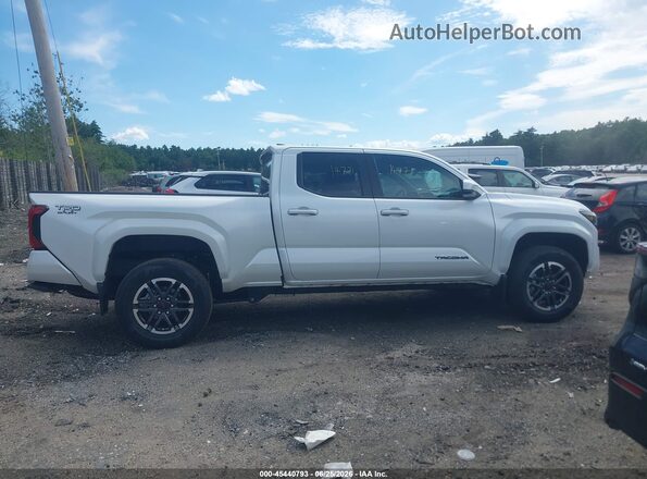 3TYLB5JN6ST090290 2025 TOYOTA TACOMA White Вид задньої частини салону