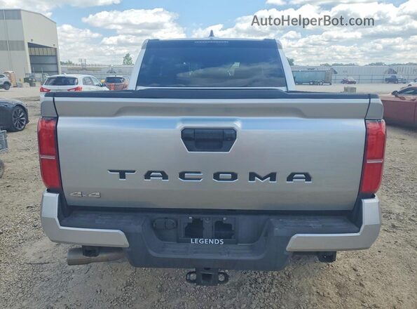 3TYLB5JN8ST064855 2025 TOYOTA TACOMA Silver Rear view