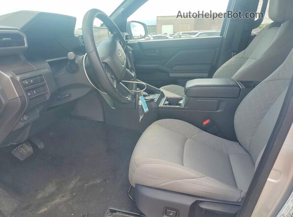 3TYLB5JN8ST064855 2025 TOYOTA TACOMA Silver Front interior view