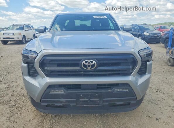 3TYLB5JN8ST064855 2025 TOYOTA TACOMA Silver Front view