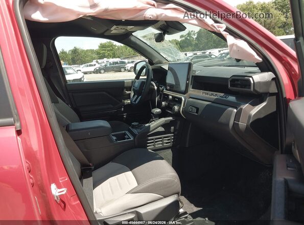 3TYLB5JN8ST067271 2025 TOYOTA TACOMA Красный Вид салона спереди