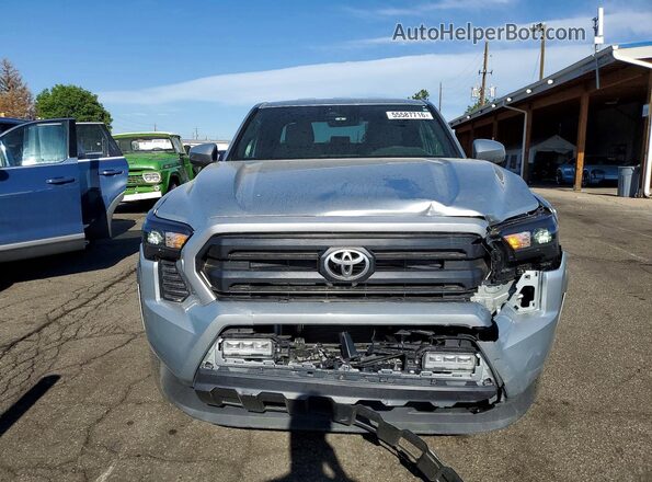 3TYLB5JN8ST067528 2025 TOYOTA TACOMA Silver Widok z przodu