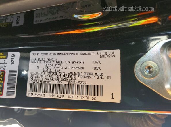 3TYLB5JN9RT009826 2024 TOYOTA TACOMA Black ძრავის განყოფილების ხედი