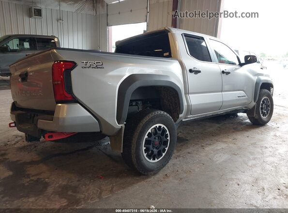 3TYLB5JN9RT012113 2024 TOYOTA TACOMA Silver Trasero derecho