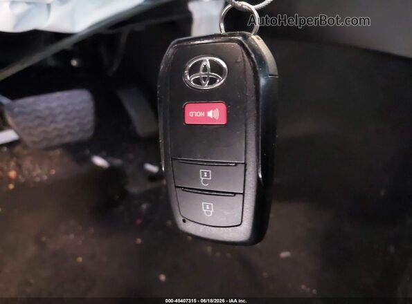 3TYLB5JN9RT012113 2024 TOYOTA TACOMA Silver Vista del salpicadero