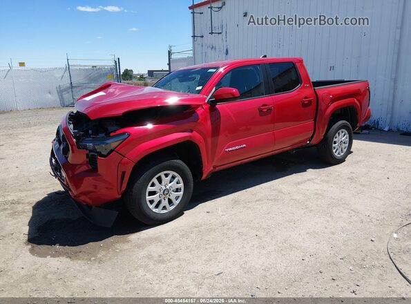 3TYLB5JNXST105020 2025 TOYOTA TACOMA Red Vista tres cuartos delantera izquierda