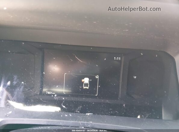 3TYLB5JNXST105020 2025 TOYOTA TACOMA Red Vista de los asientos traseros