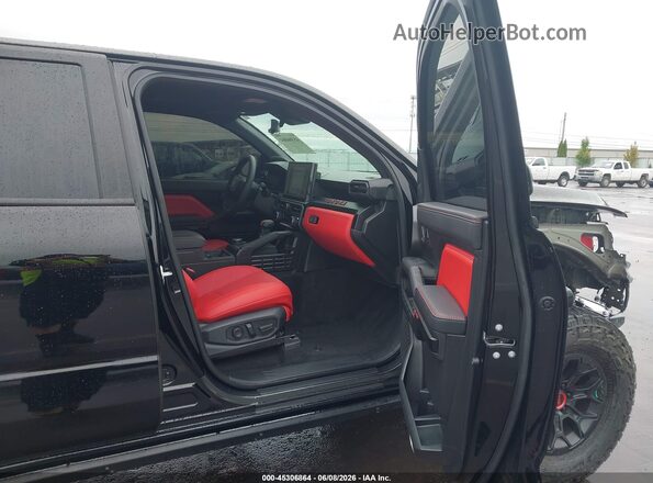 3TYLC5LN1TT054227 2026 TOYOTA TACOMA HYBRID Black Front interior view