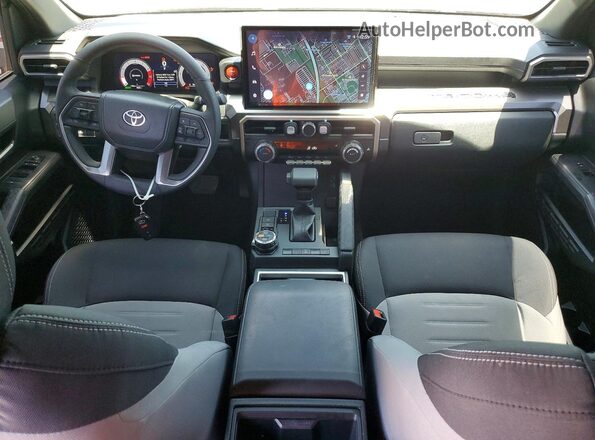 3TYLC5LN5ST035291 2025 TOYOTA TACOMA Silver Dashboard view