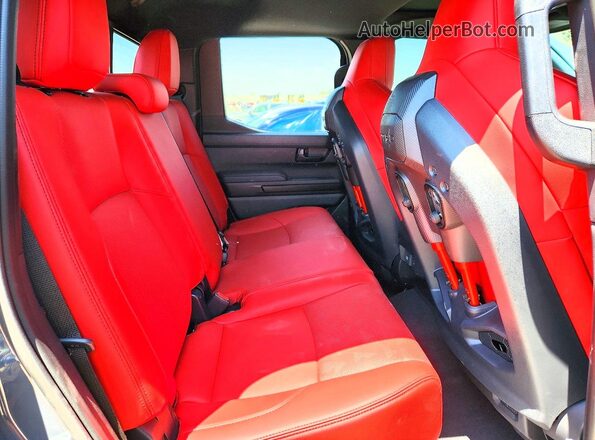 3TYLC5LN9TT052323 2026 TOYOTA TACOMA Gray Widok tylnych siedzeń