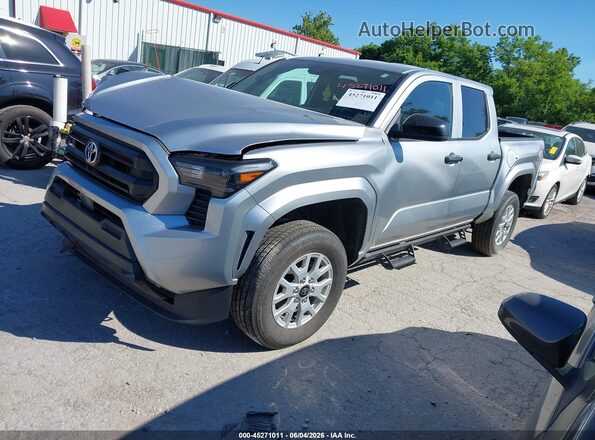 3TYLD5KN3ST014597 2025 TOYOTA TACOMA Silver Vista tres cuartos delantera izquierda