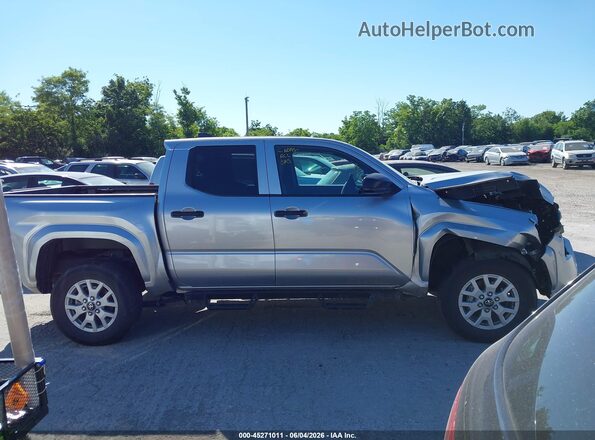 3TYLD5KN3ST014597 2025 TOYOTA TACOMA Silver Vista interior trasera