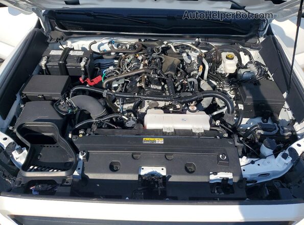 3TYLD5KN4ST012213 2025 TOYOTA TACOMA White Rear interior view