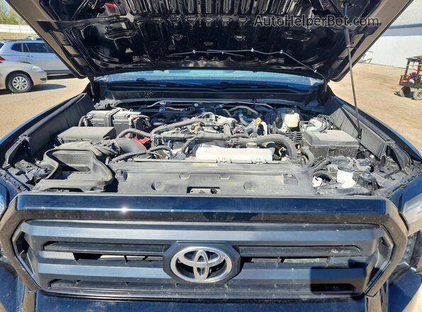 3TYLD5KNXST020946 2025 TOYOTA TACOMA Black Rear interior view