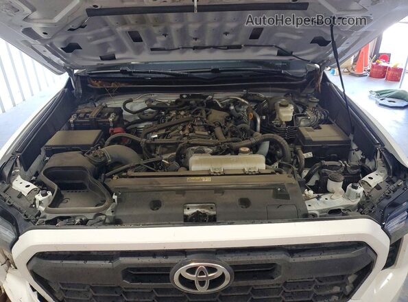 3TYLE5JN8RT023532 2024 TOYOTA TACOMA White Rear interior view