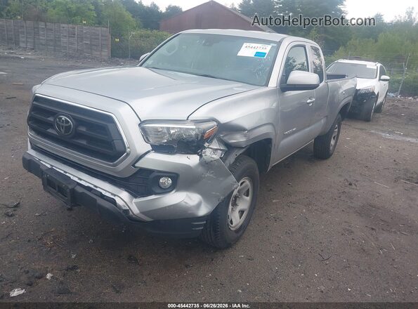 3TYRX5GN8NT051952 2022 TOYOTA TACOMA Silver Przód lewy