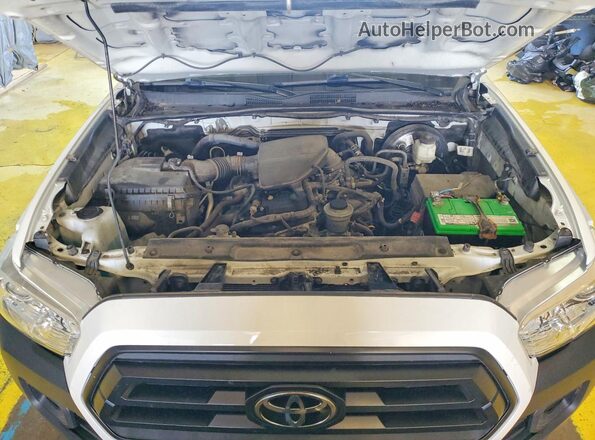3TYSX5EN7MT006603 2021 TOYOTA TACOMA White Vista interior trasera