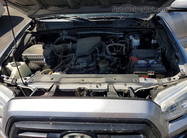 3TYSX5EN8LT001957 2020 TOYOTA TACOMA Silver Rear interior view