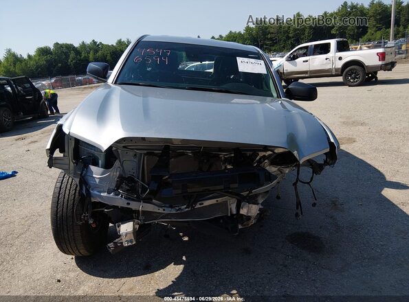 3TYSX5ENXNT017192 2022 TOYOTA TACOMA Silver Вид задньої частини салону