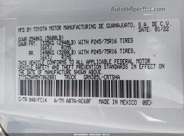 3TYSZ5AN5NT062881 2022 TOYOTA TACOMA White Vista del compartimento del motor