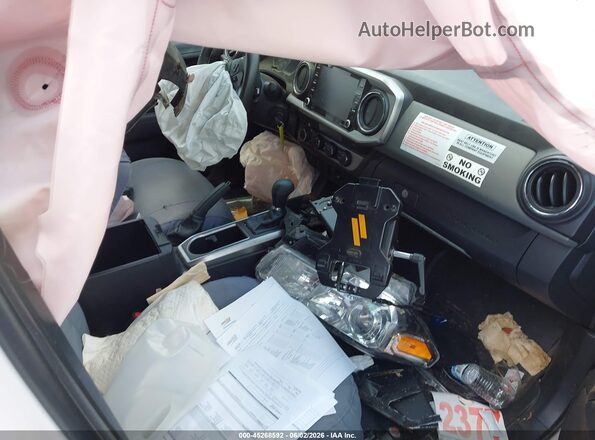 3TYSZ5AN5NT062881 2022 TOYOTA TACOMA White Vista interior delantera