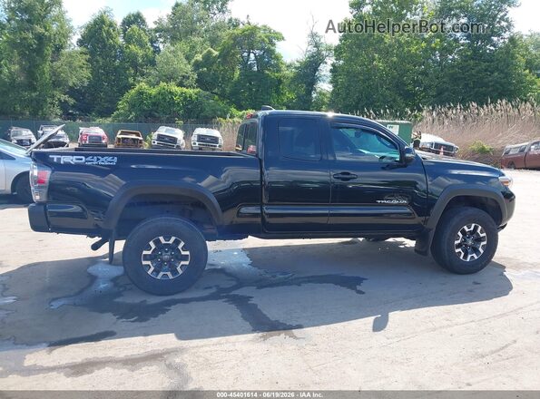 3TYSZ5AN6PT141849 2023 TOYOTA TACOMA Black 360 interior view