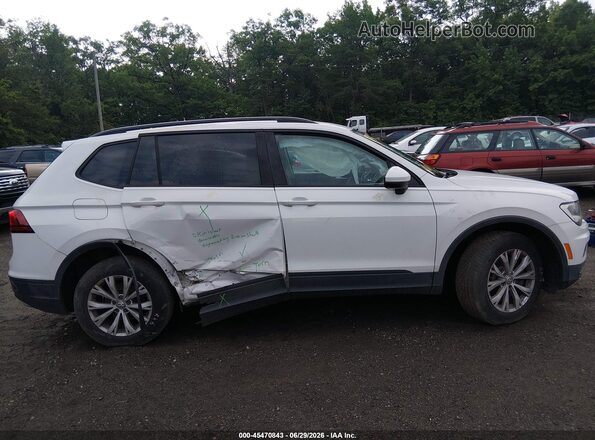 3VV0B7AX0JM098509 2018 VOLKSWAGEN TIGUAN Белый Вид задней части салона