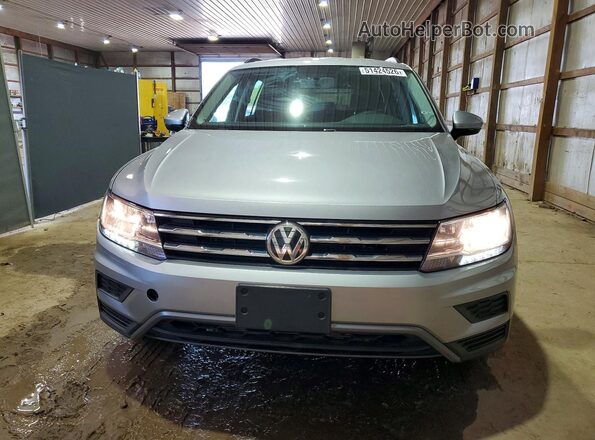 3VV0B7AX0MM013592 2021 VOLKSWAGEN TIGUAN Серебряный Вид спереди