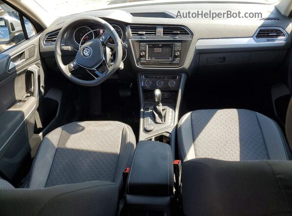3VV0B7AX0MM013592 2021 VOLKSWAGEN TIGUAN Серебряный Вид панели приборов