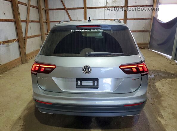 3VV0B7AX0MM013592 2021 VOLKSWAGEN TIGUAN Серебряный Вид сзади