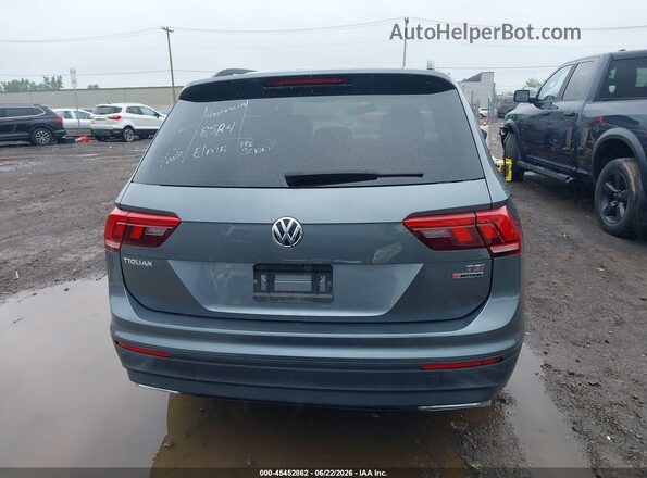 3VV0B7AX1JM081556 2018 VOLKSWAGEN TIGUAN Gray 