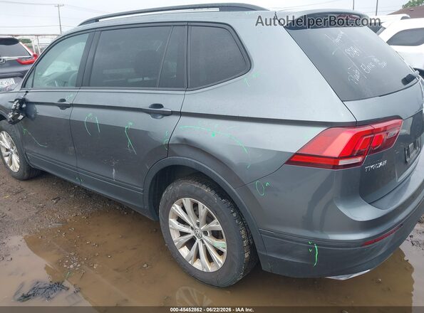 3VV0B7AX1JM081556 2018 VOLKSWAGEN TIGUAN Gray 