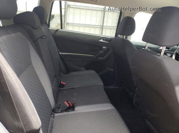 3VV0B7AX1LM144089 2020 VOLKSWAGEN TIGUAN Blue Widok wnętrza z tyłu