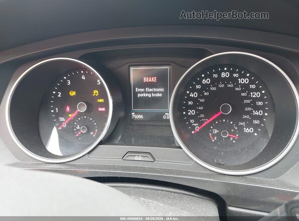 3VV0B7AX2JM094803 2018 VOLKSWAGEN TIGUAN Белый Вид задних сидений