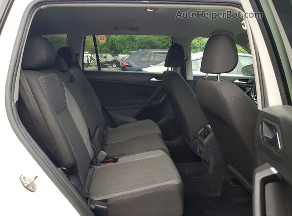 3VV0B7AX3LM030918 2020 VOLKSWAGEN TIGUAN White უკანა სალონის ხედი