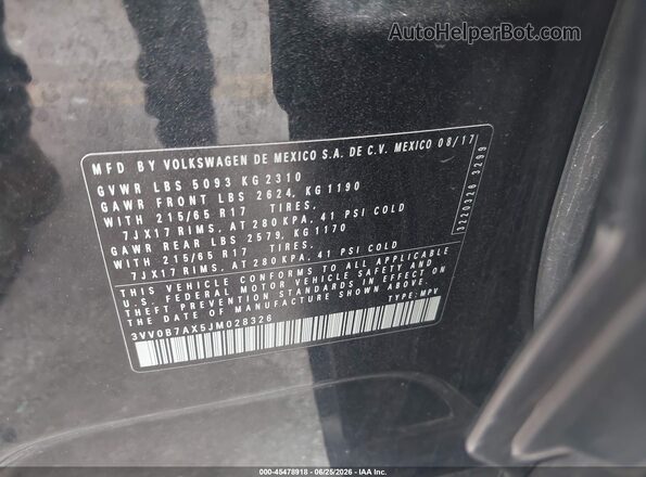 3VV0B7AX5JM028326 2018 VOLKSWAGEN TIGUAN Black Vista del compartimento del motor