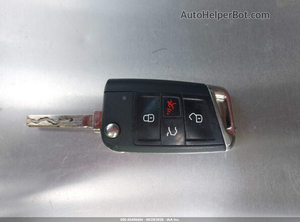 3VV0B7AX5MM155985 2021 VOLKSWAGEN TIGUAN Белый Вид панели приборов
