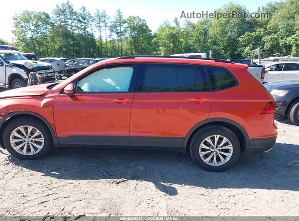 3VV0B7AX6JM018730 2018 VOLKSWAGEN TIGUAN Orange 360 interior view