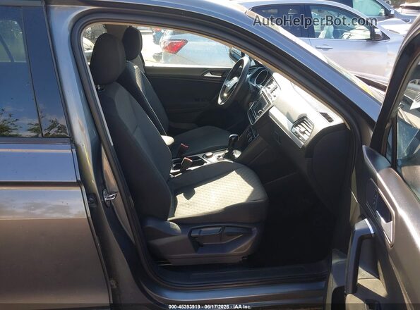 3VV0B7AX6KM178477 2019 VOLKSWAGEN TIGUAN Gray Widok wnętrza z przodu