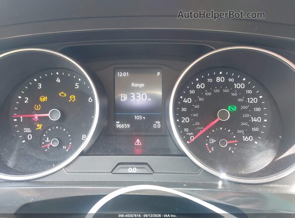 3VV0B7AX7JM095512 2018 VOLKSWAGEN TIGUAN Gray Հետևի նստատեղերի տեսք