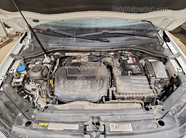 3VV0B7AX7JM119677 2018 VOLKSWAGEN TIGUAN White 